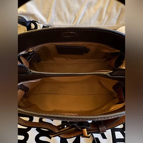 Marc Jacobs THE DAKOTA SMALL SATCHEL - Ganache - Picture 11 of 16